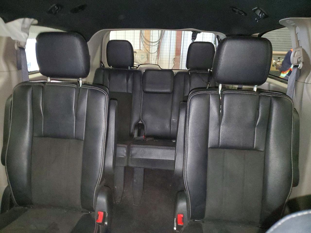 DODGE GRAND CARAVAN 2019 — 11
