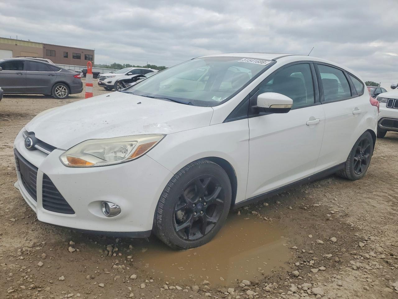 FORD FOCUS 2014 — 2