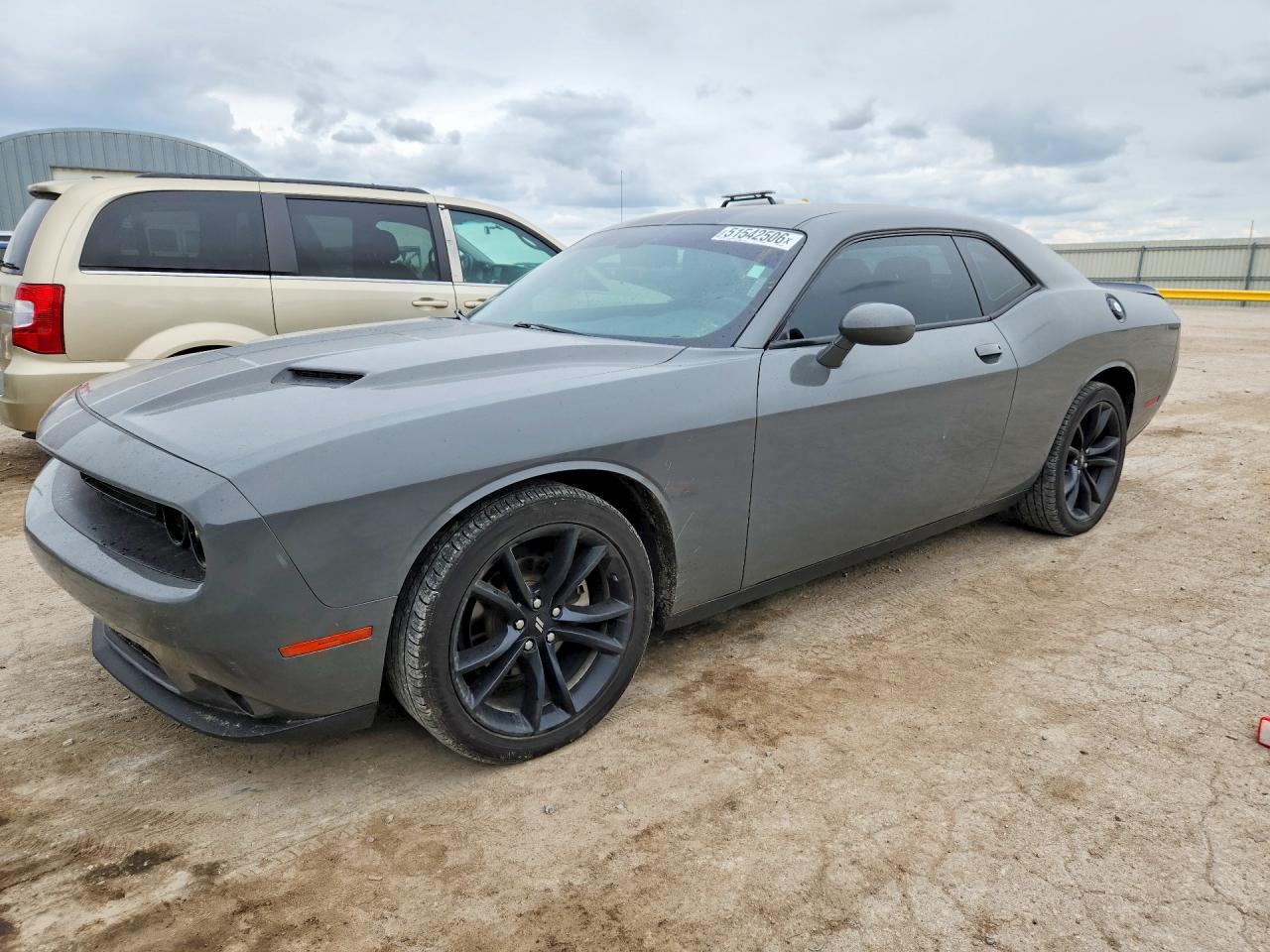 DODGE CHALLENGER 2017 — 2