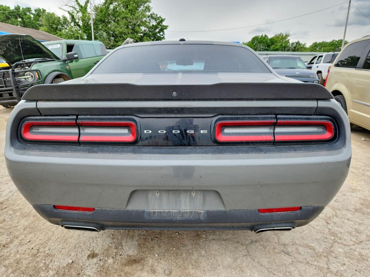 DODGE CHALLENGER 2017 — 7