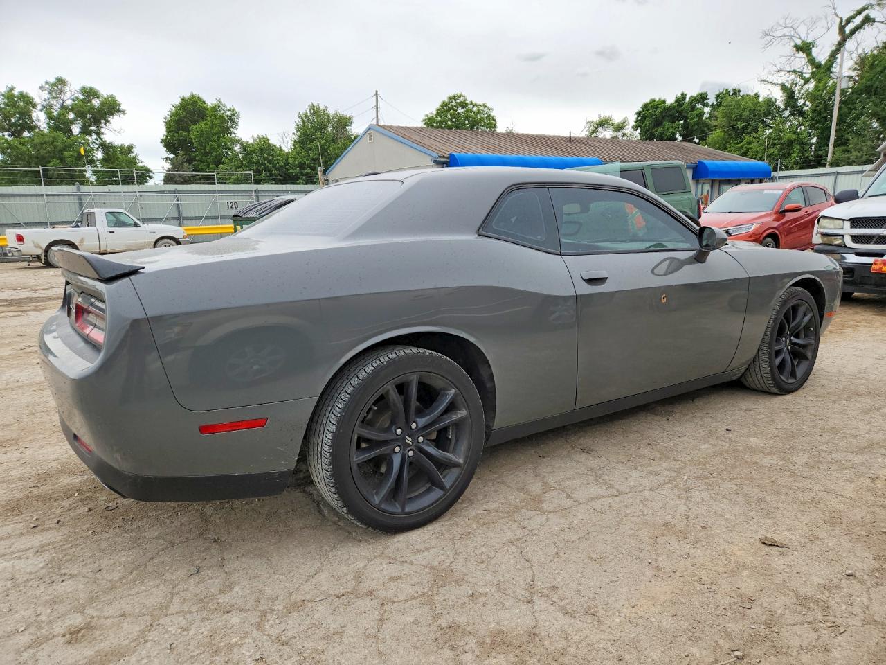 DODGE CHALLENGER 2017 — 4