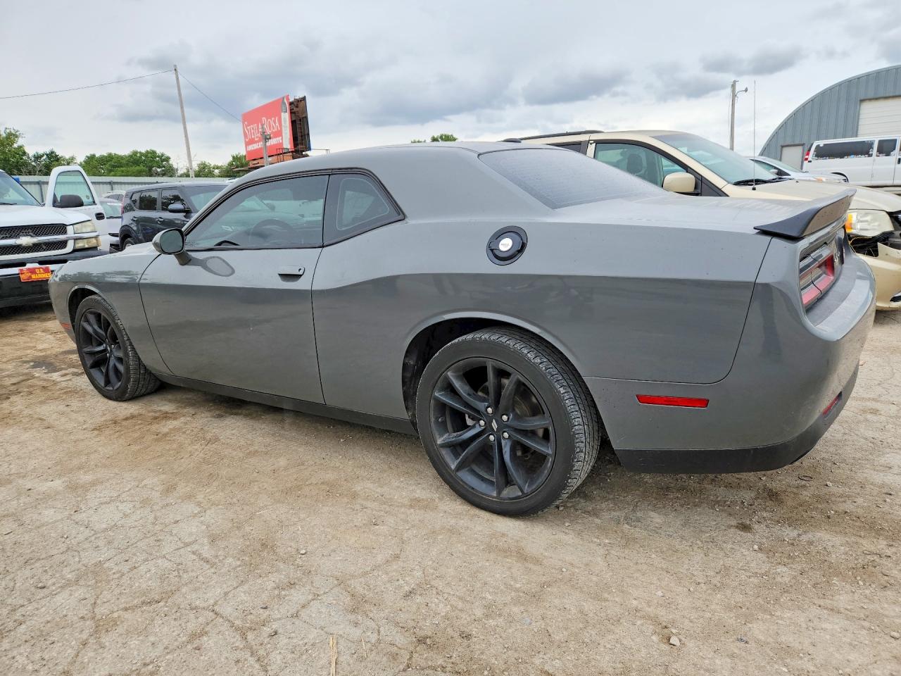 DODGE CHALLENGER 2017 — 3