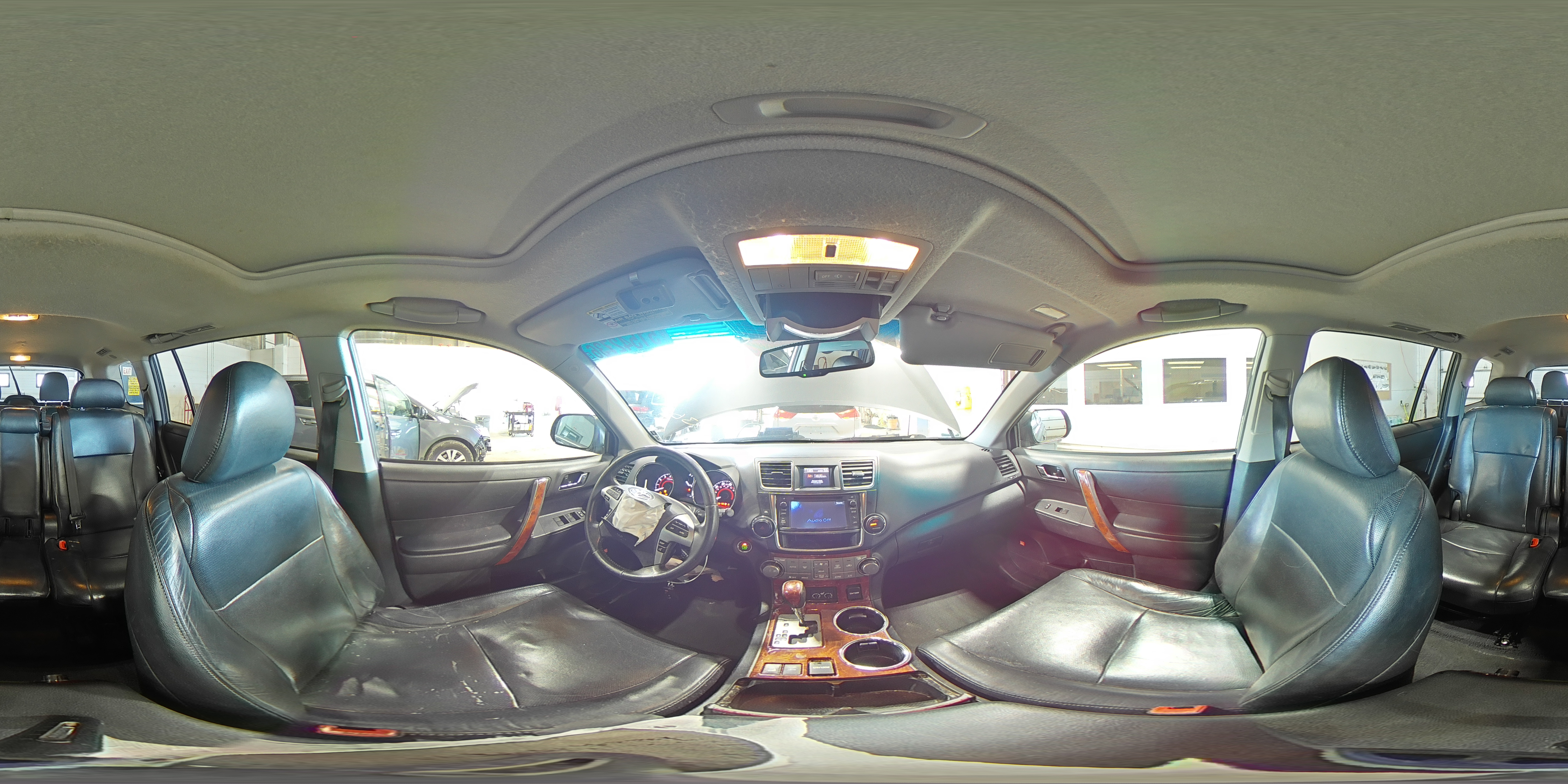 TOYOTA HIGHLANDER 2013 — 15