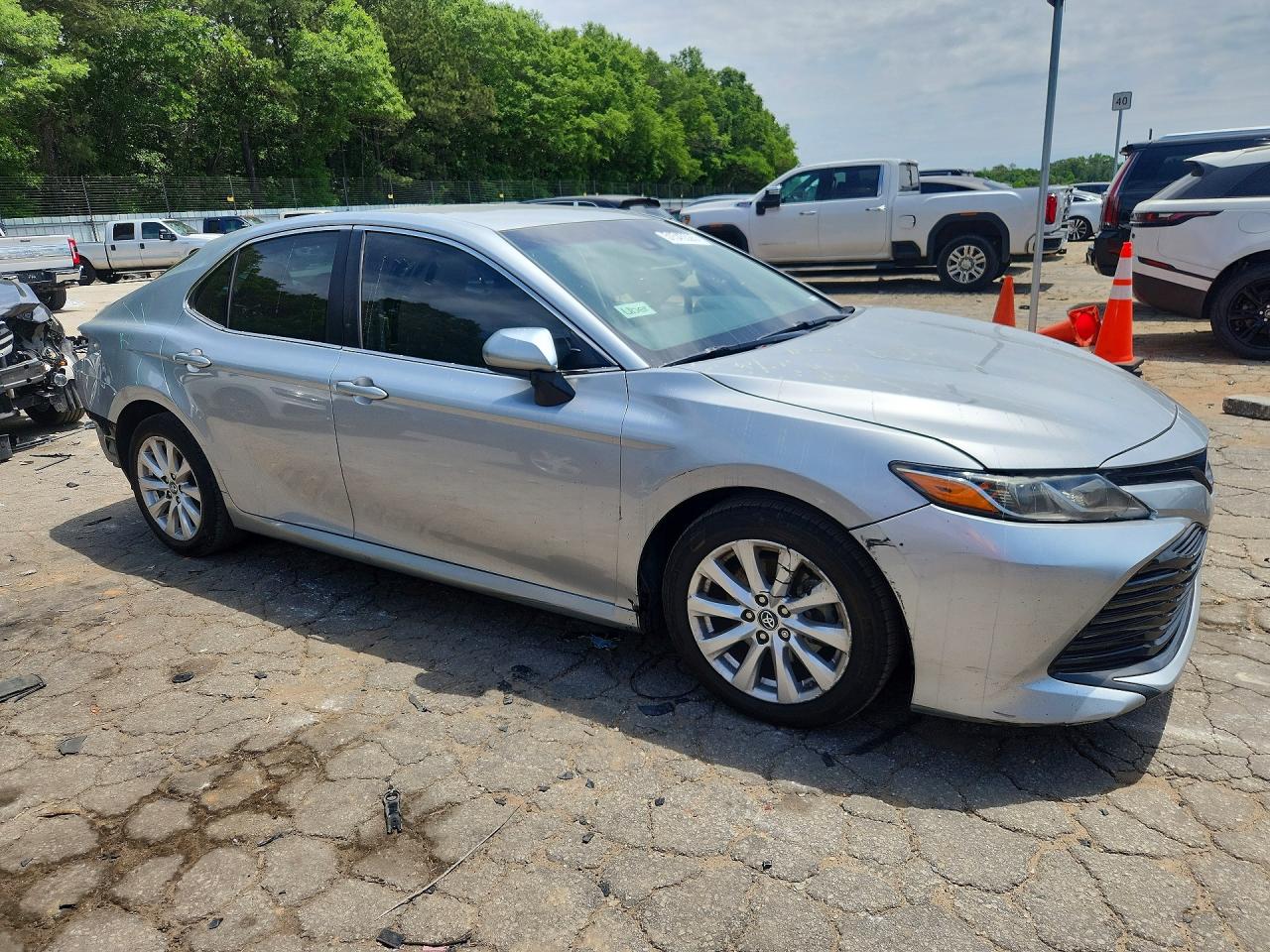 TOYOTA CAMRY 2018 — 5