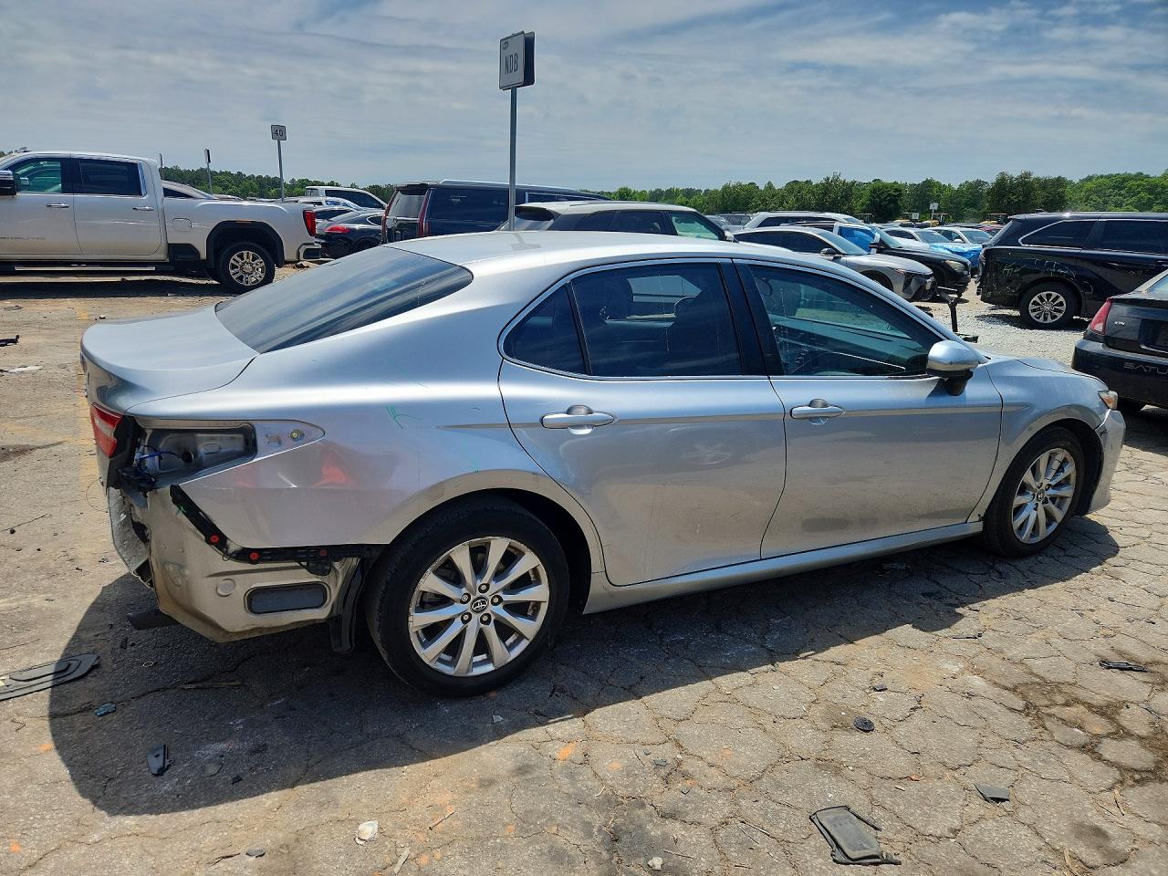 TOYOTA CAMRY 2018 — 4