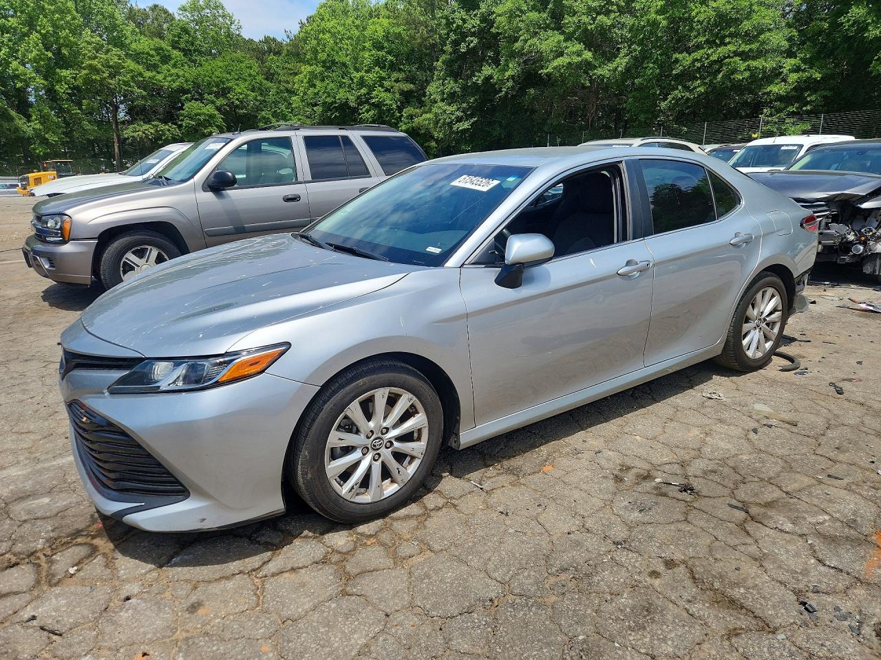 TOYOTA CAMRY 2018 — 2