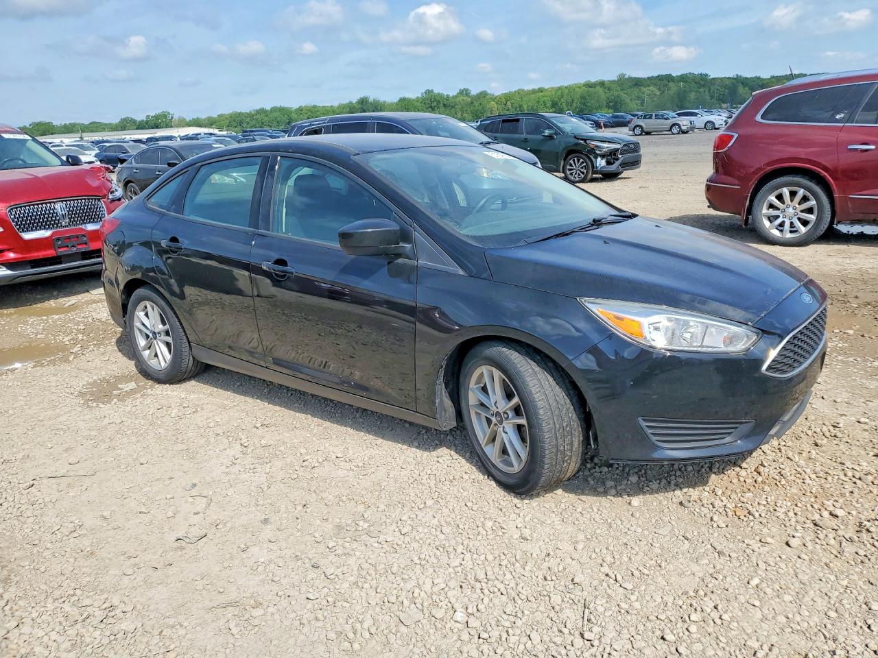 FORD FOCUS 2018 — 5