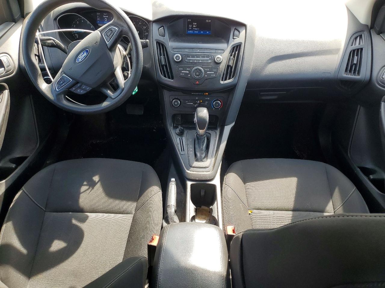 FORD FOCUS 2018 — 9