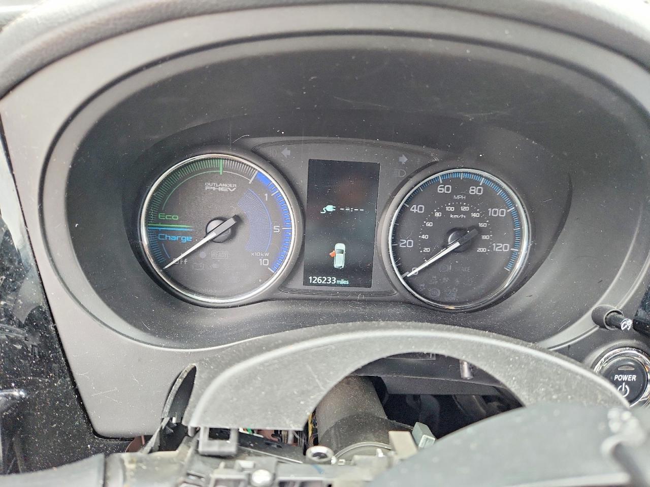 MITSUBISHI OUTLANDER 2022 — 10