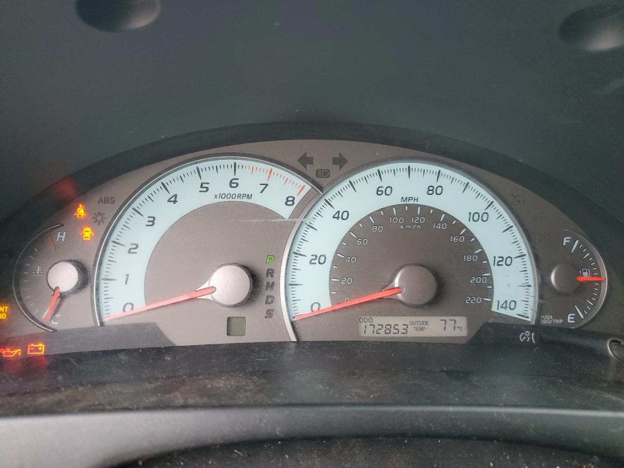TOYOTA CAMRY 2011 — 10