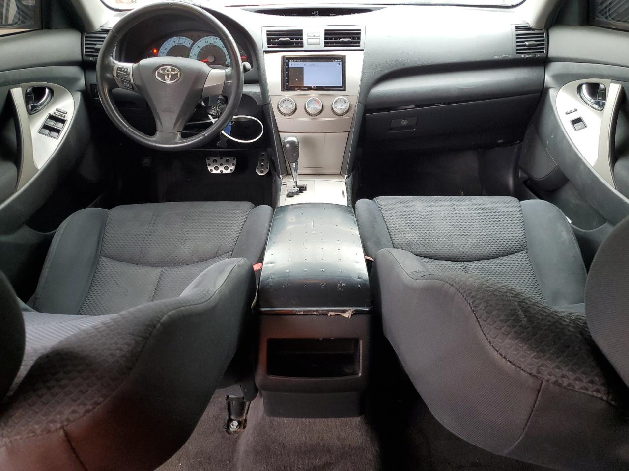 TOYOTA CAMRY 2011 — 9