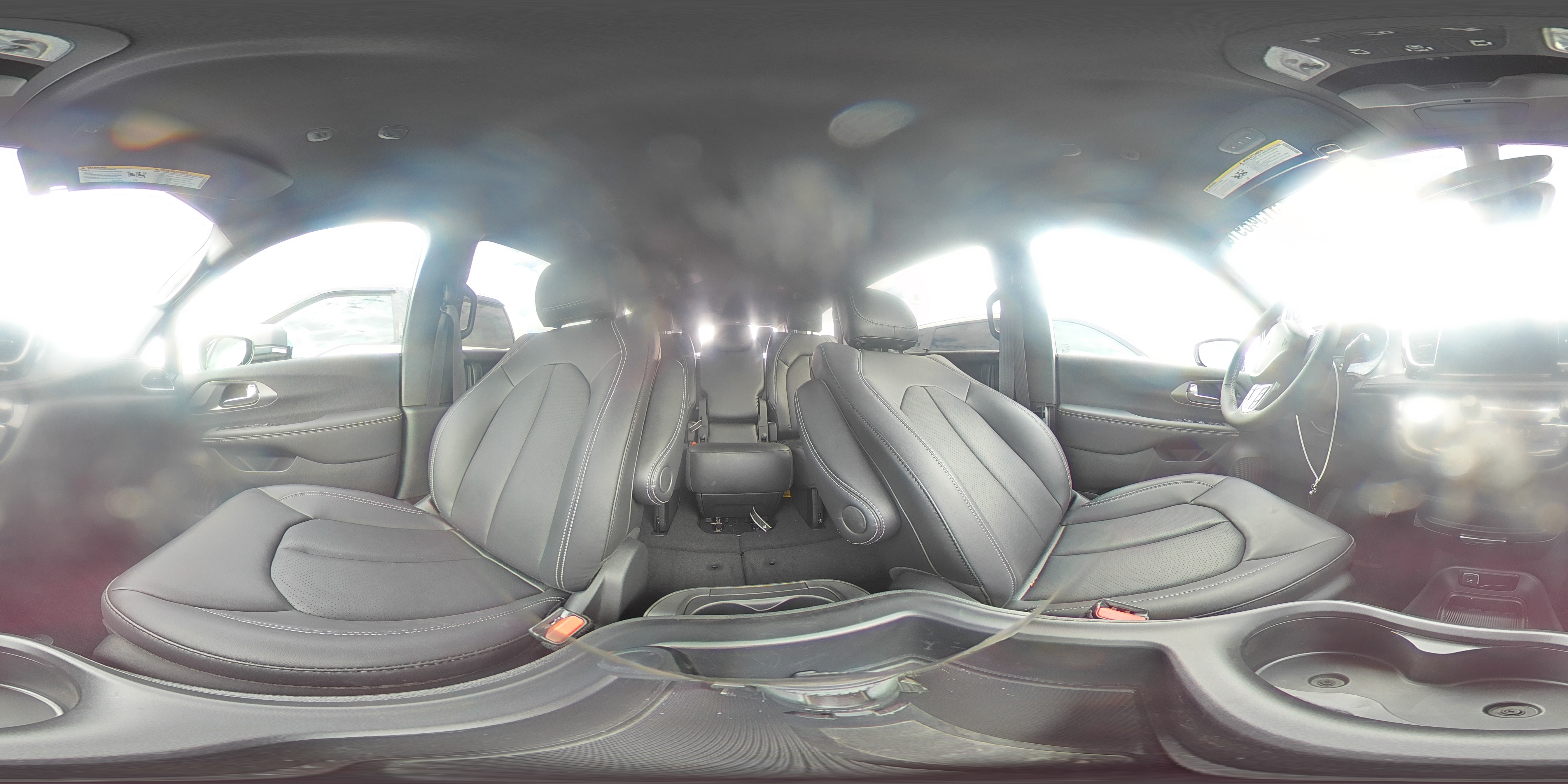 CHRYSLER PACIFICA 2026 — 16