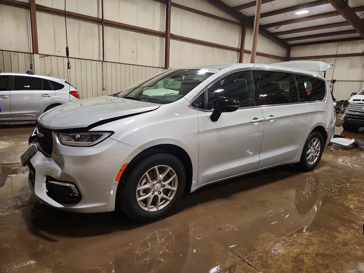 CHRYSLER PACIFICA 2026 — 2