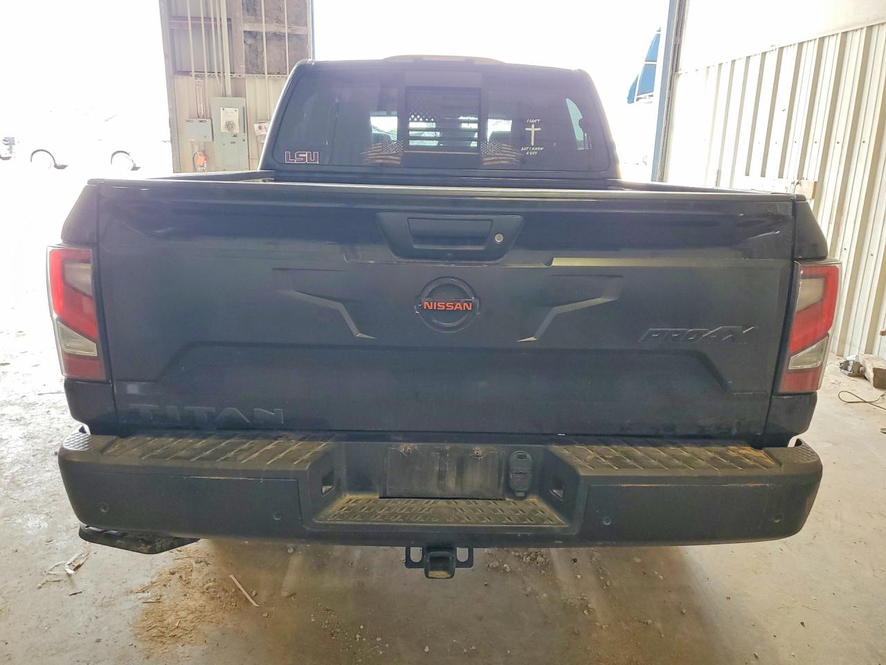 NISSAN TITAN 2021 — 7