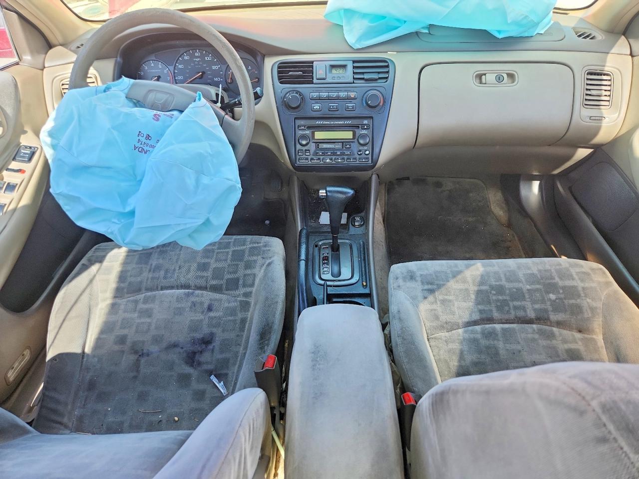 HONDA ACCORD 2001 — 9