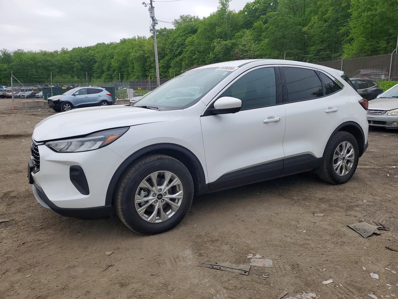 FORD ESCAPE 2024 — 2