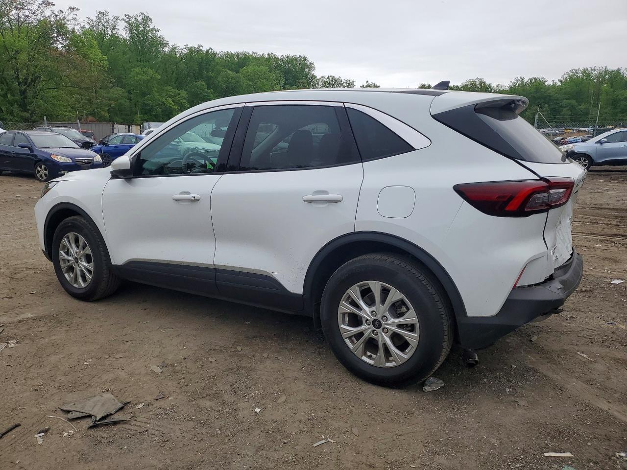 FORD ESCAPE 2024 — 3