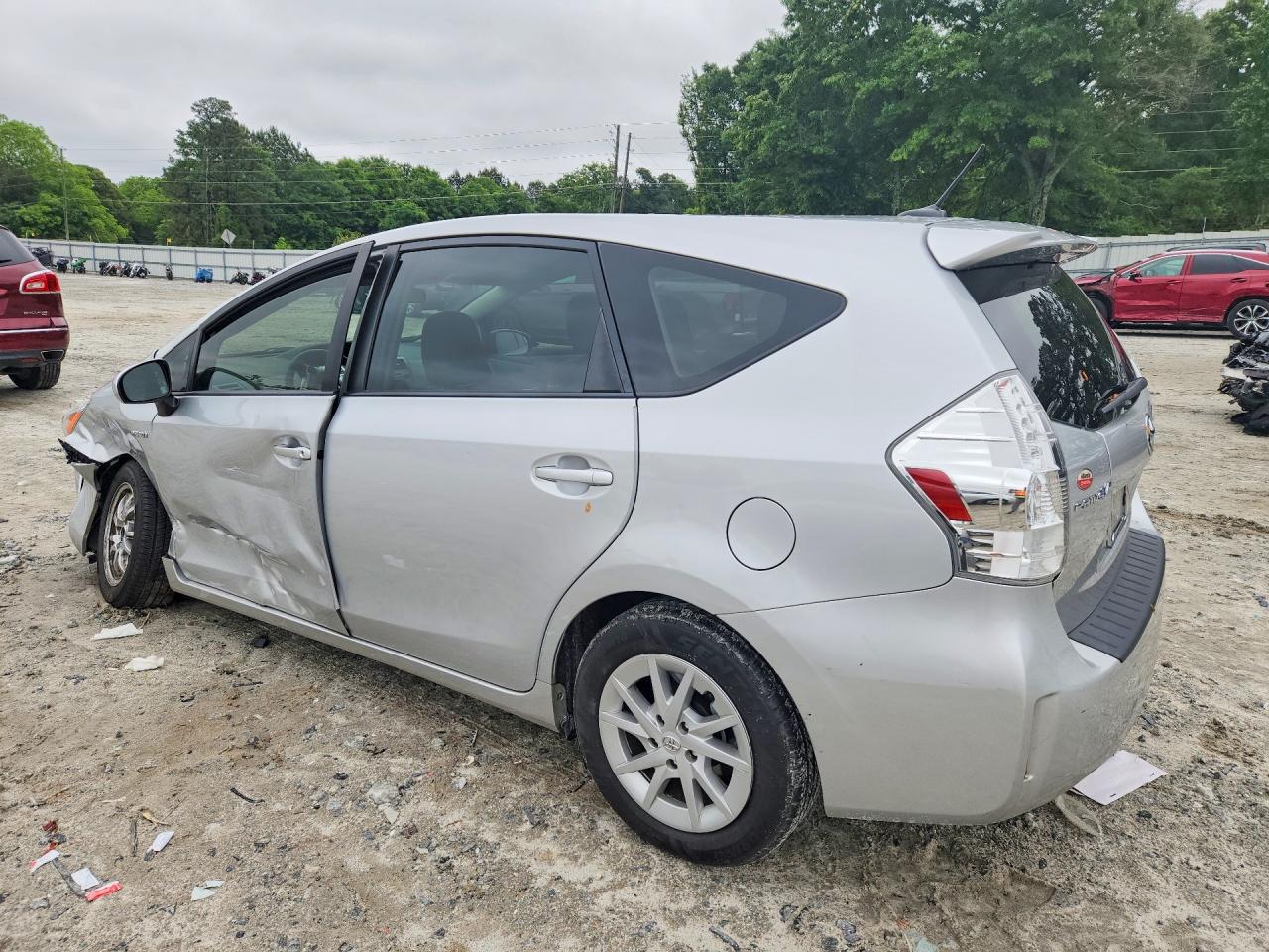 TOYOTA PRIUS V 2012 — 3