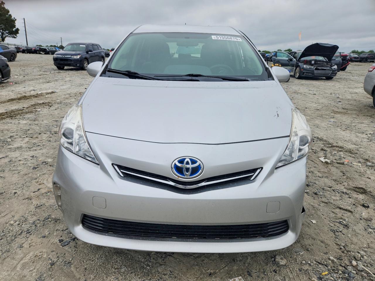 TOYOTA PRIUS V 2012 — 6