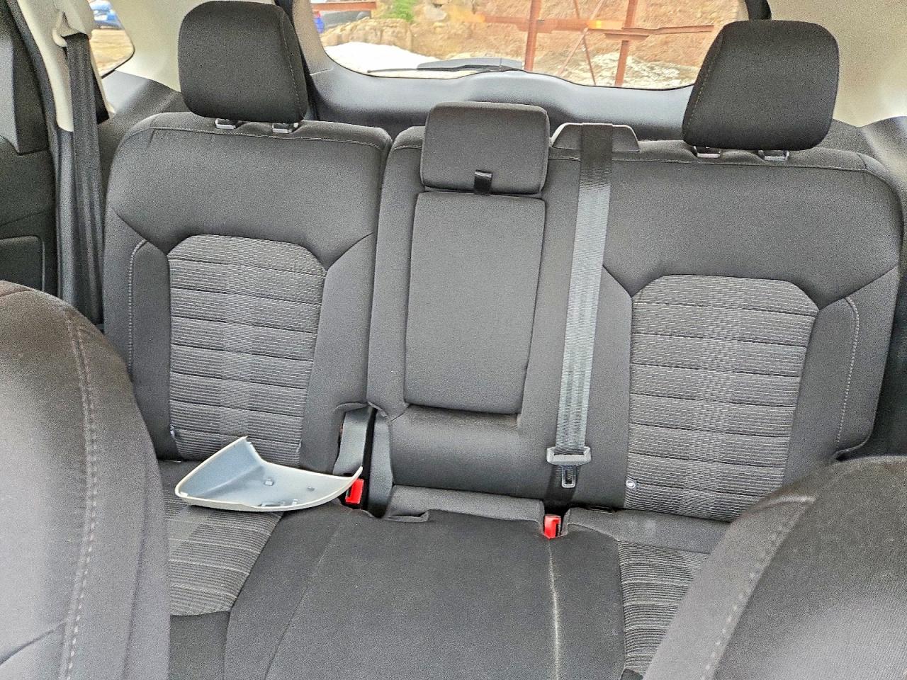 FORD EDGE 2016 — 11