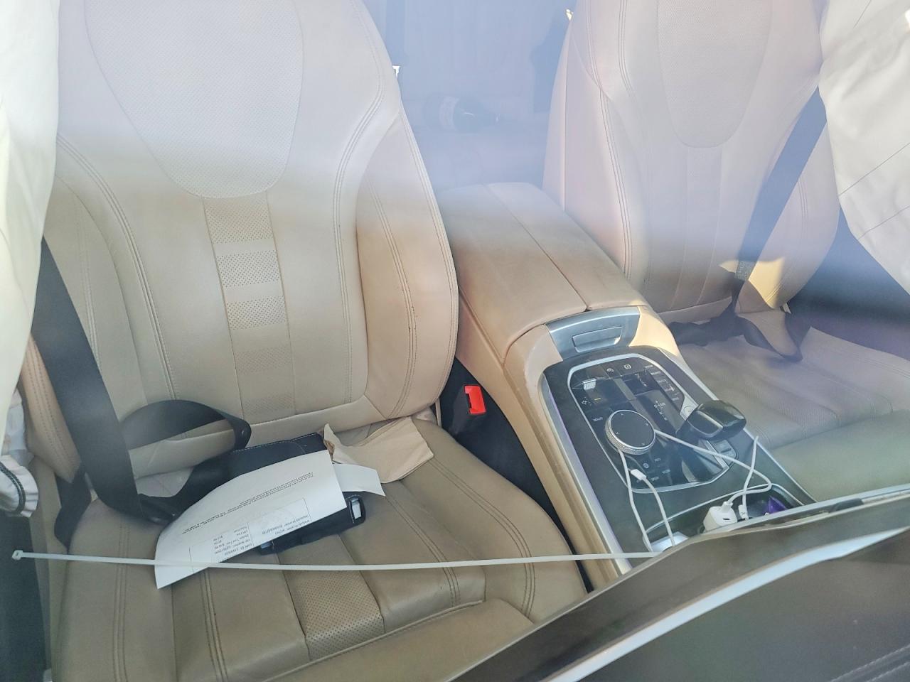 BMW X7 2022 — 14