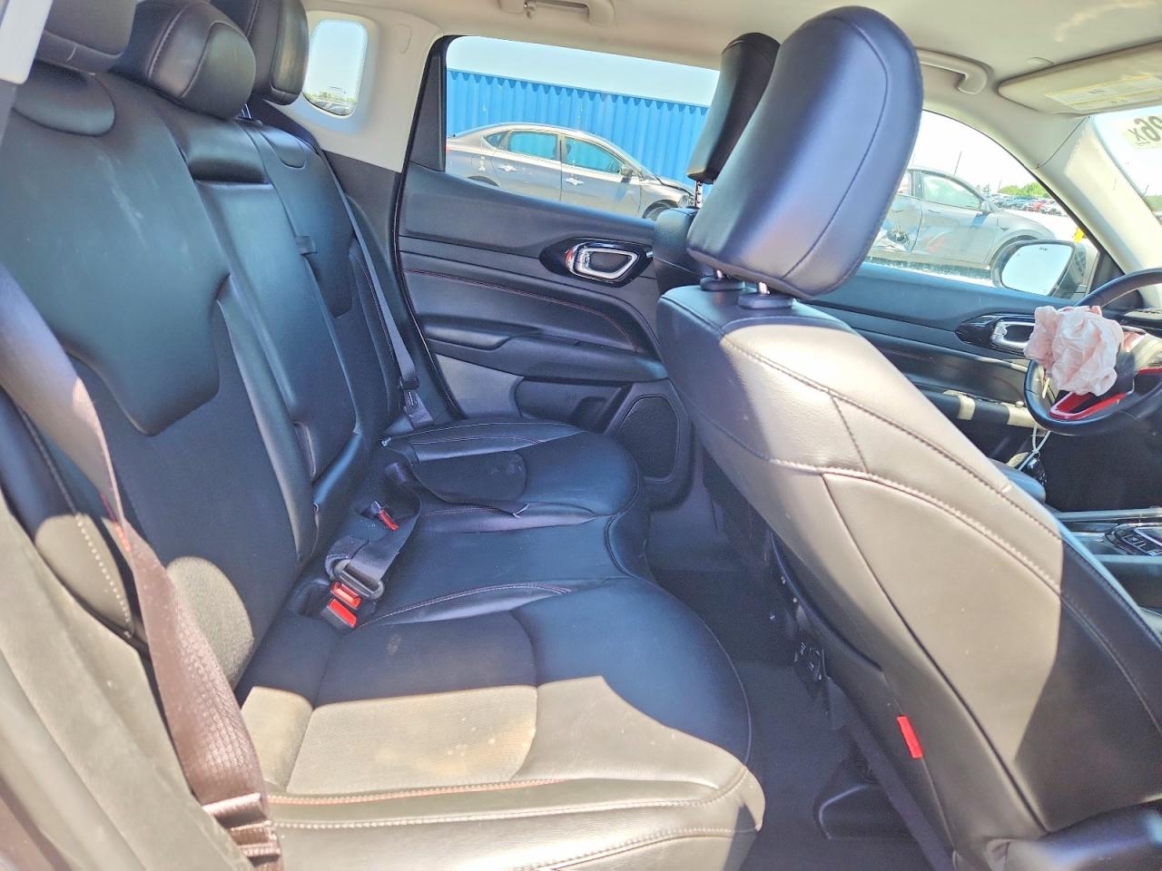 JEEP COMPASS 2022 — 11