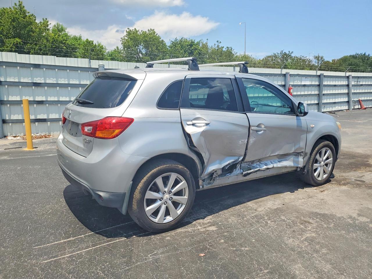 MITSUBISHI OUTLANDER SPORT 2014 — 4