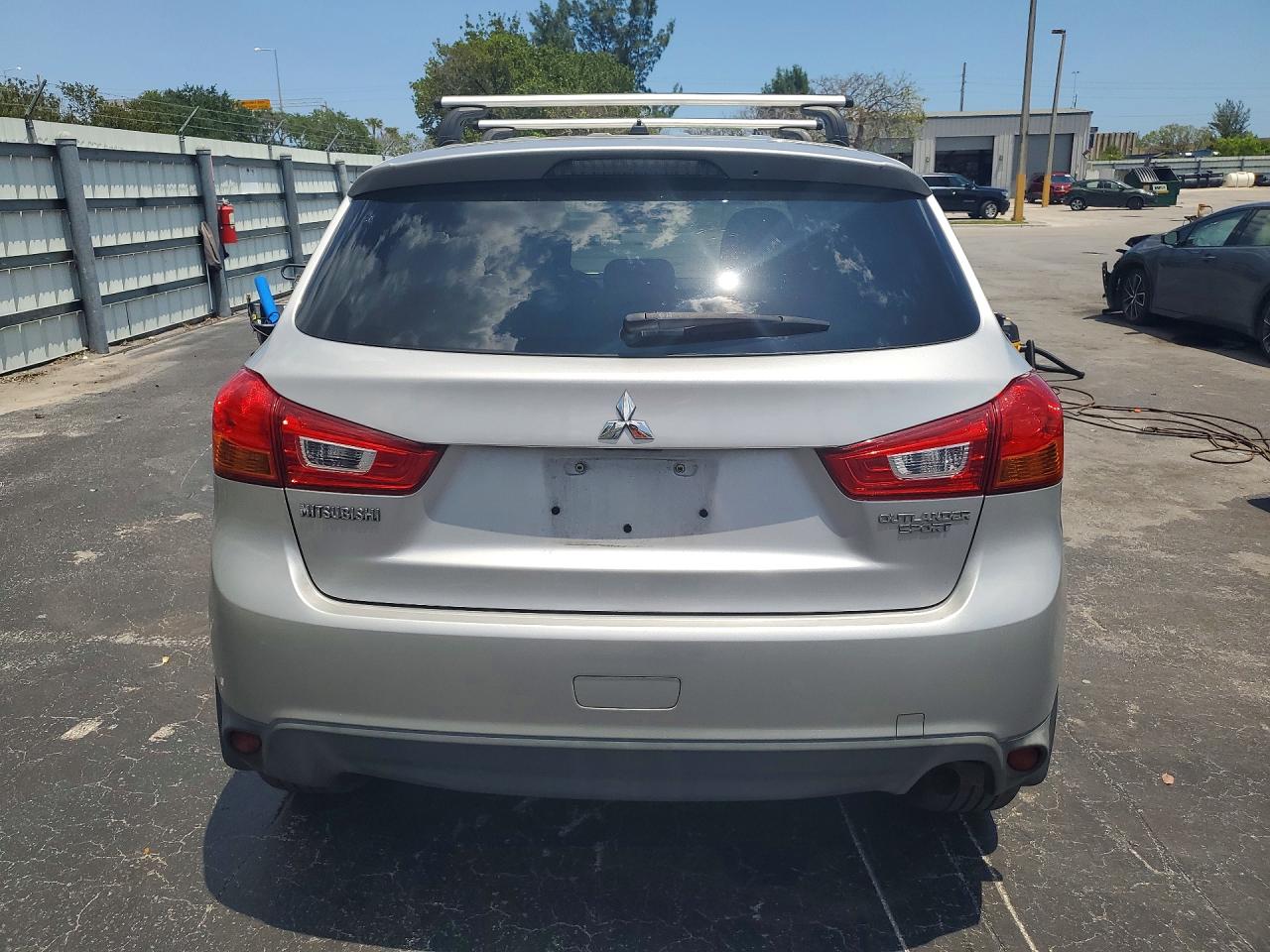 MITSUBISHI OUTLANDER SPORT 2014 — 7