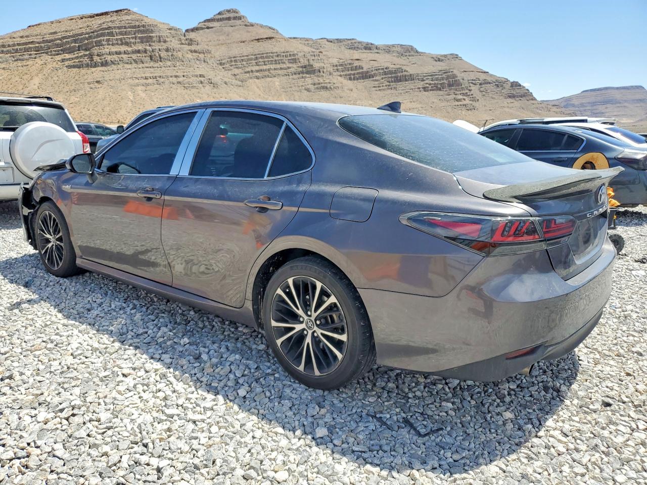 TOYOTA CAMRY 2020 — 3