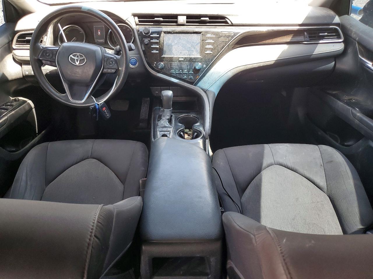 TOYOTA CAMRY 2020 — 9