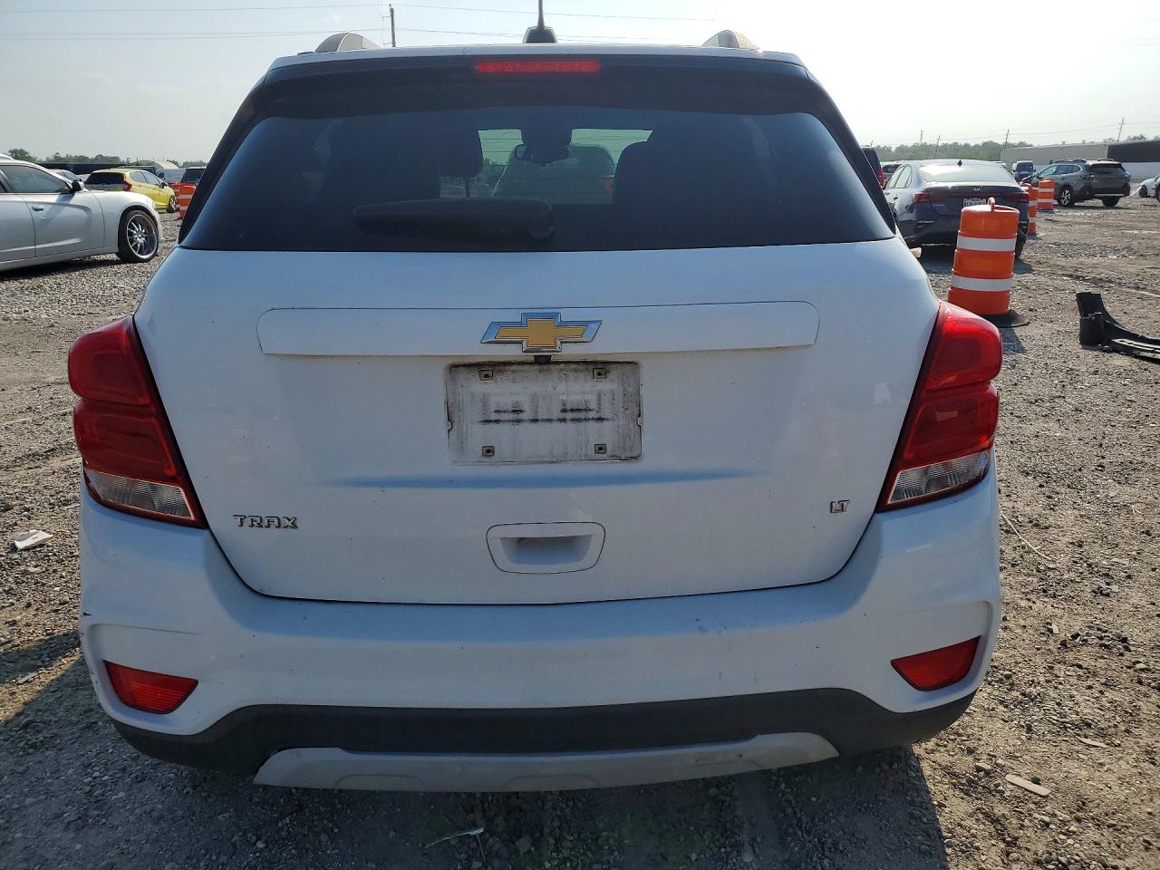 CHEVROLET TRAX 2018 — 7