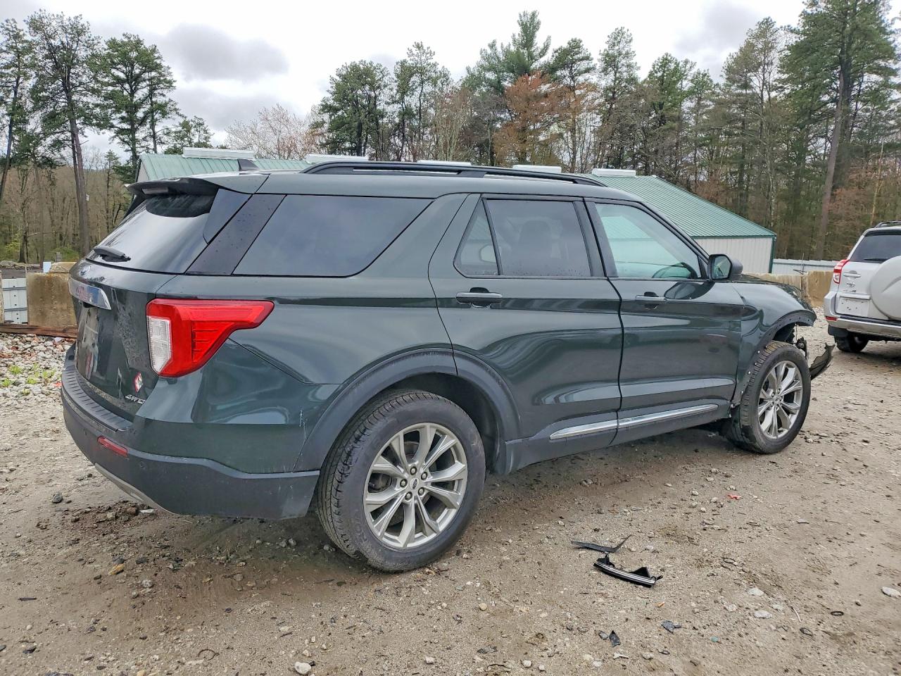 FORD EXPLORER 2023 — 4