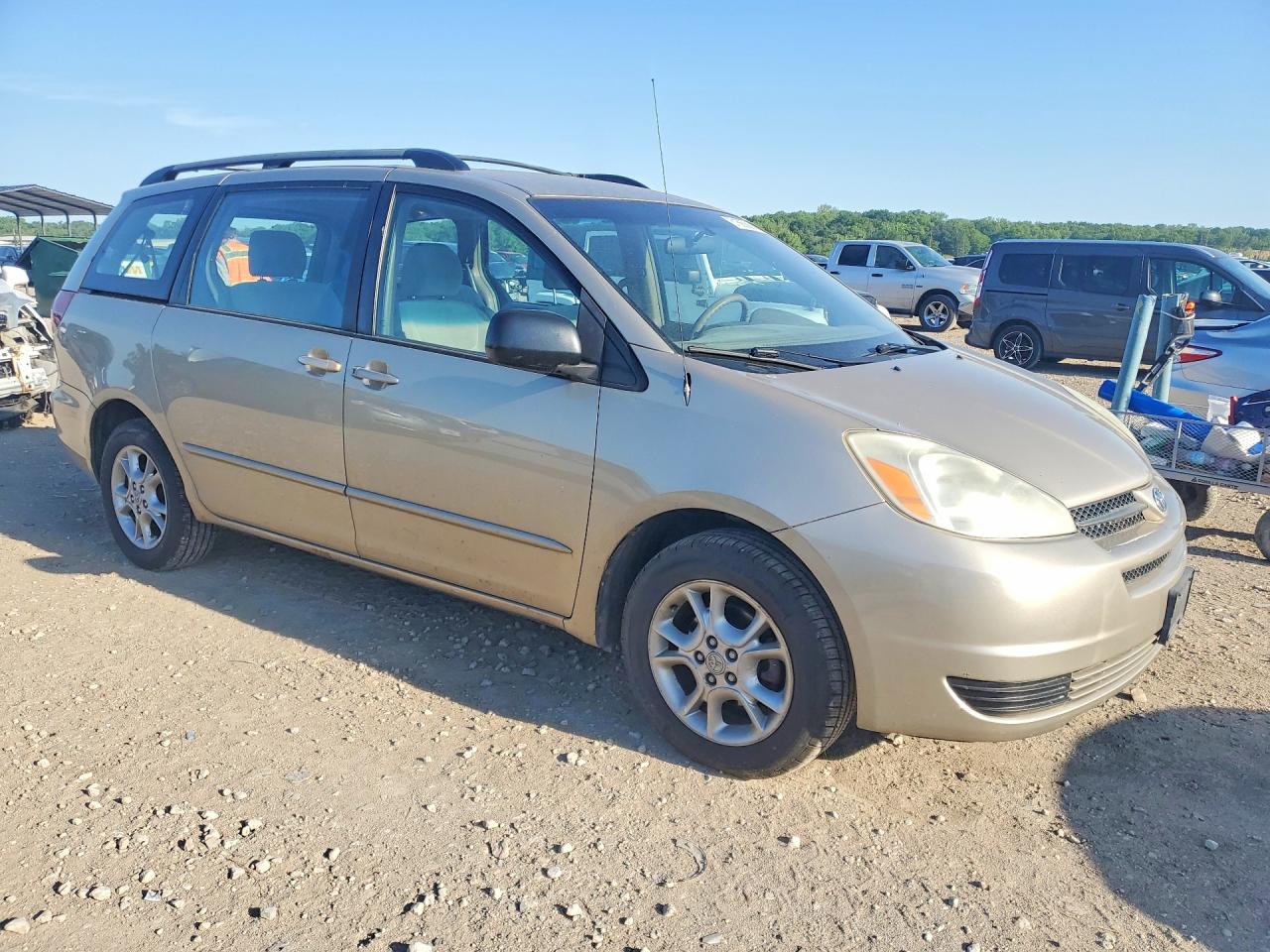 TOYOTA SIENNA 2005 — 5