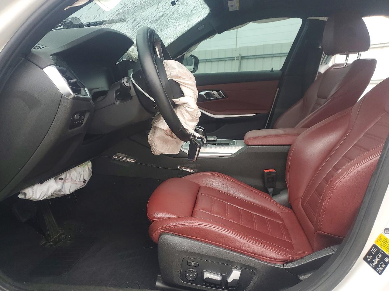 BMW 330XI 2022 — 8