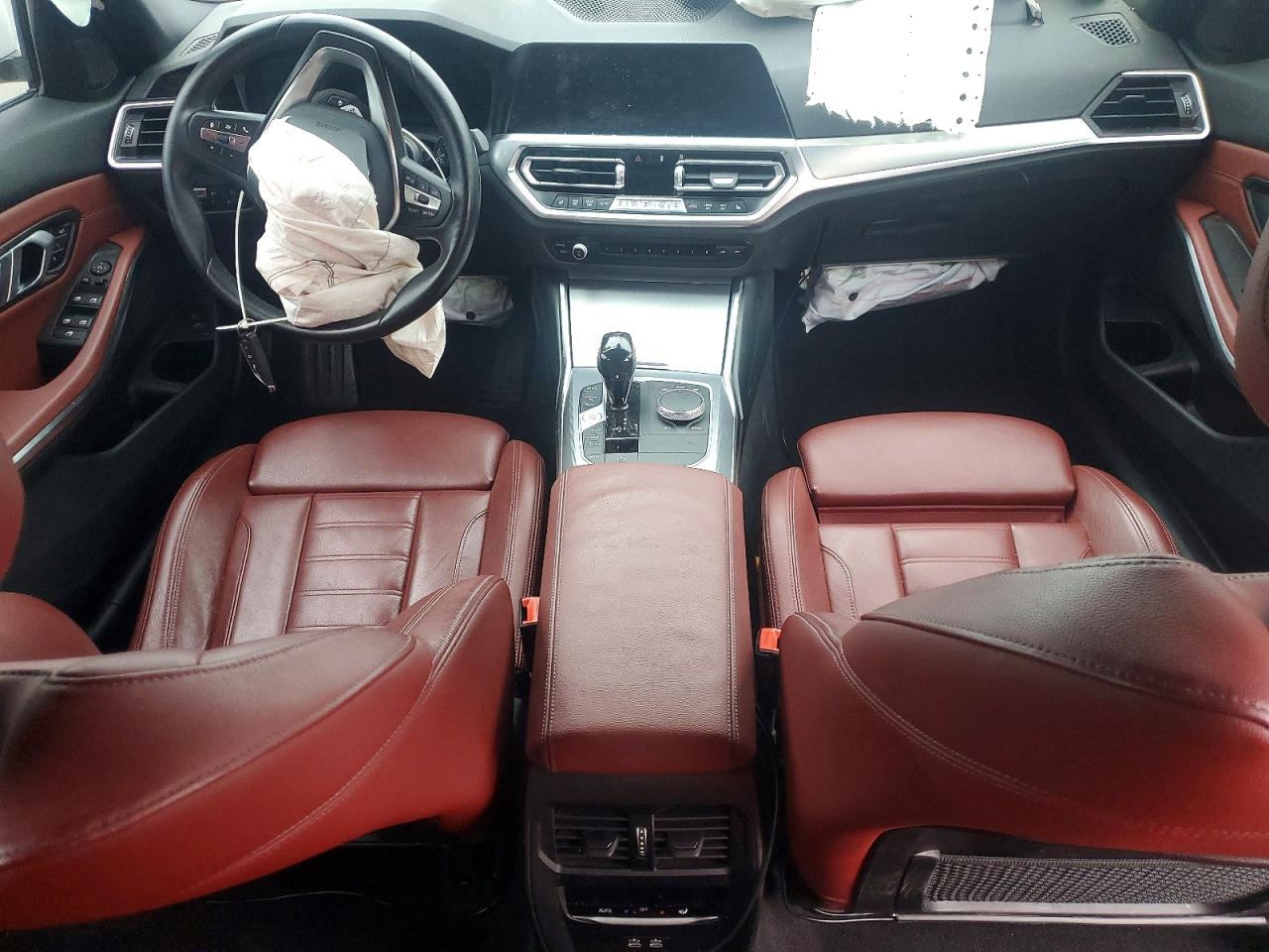 BMW 330XI 2022 — 9