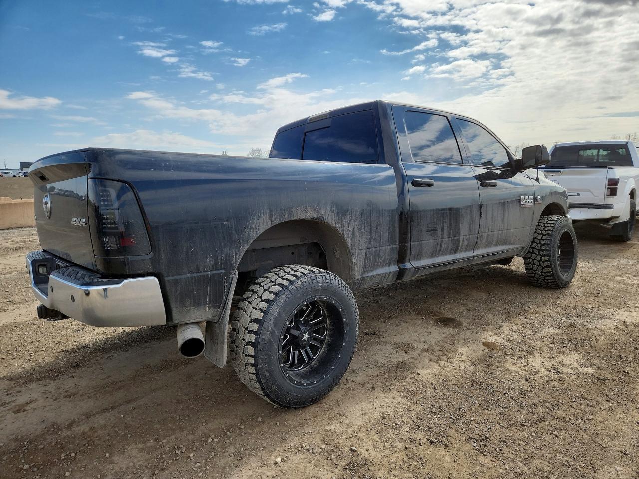 RAM 3500 2015 — 4