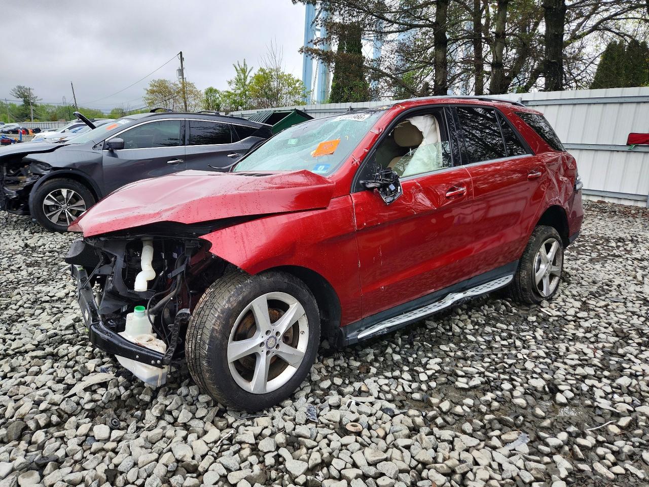 MERCEDES-BENZ GLE 2016 — 2