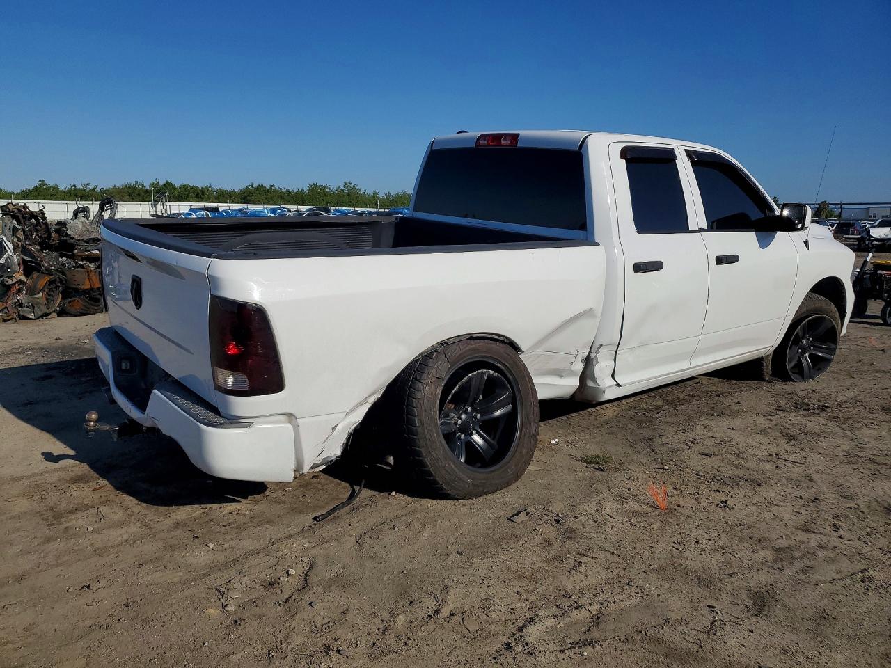 RAM 1500 2014 — 4