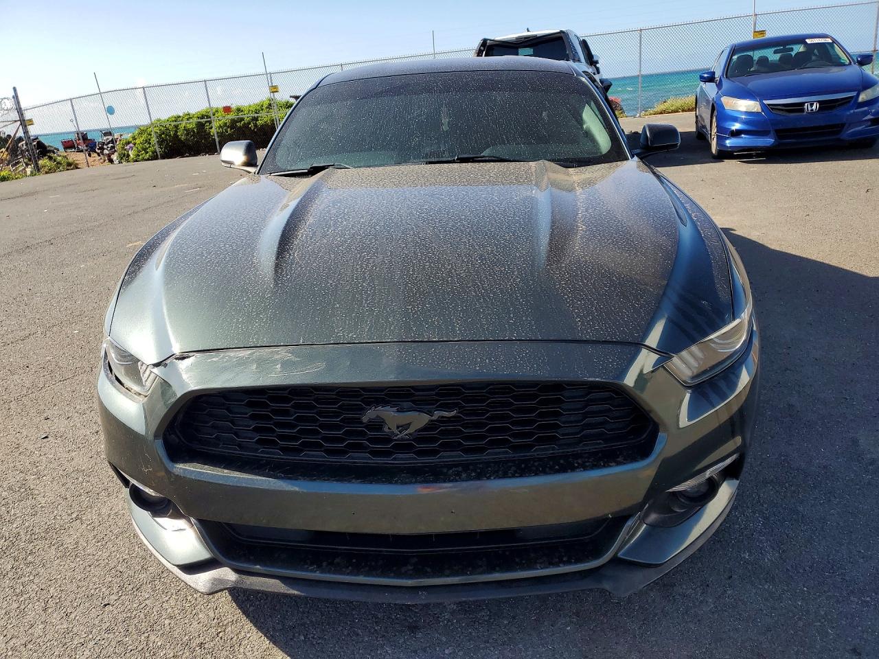 FORD MUSTANG 2016 — 6