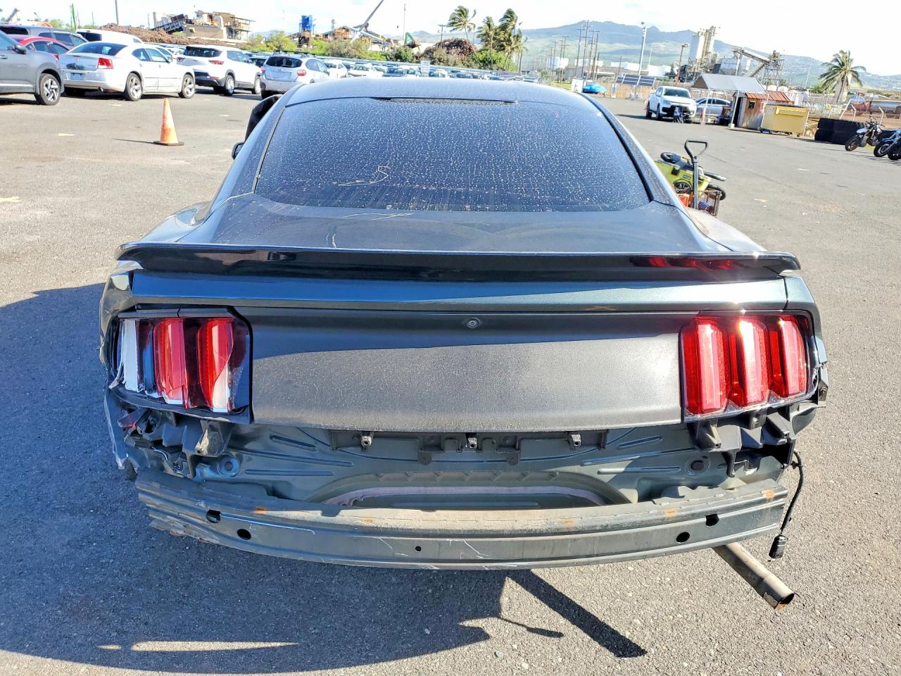 FORD MUSTANG 2016 — 7