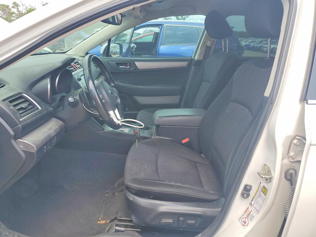 SUBARU OUTBACK 2016 — 8
