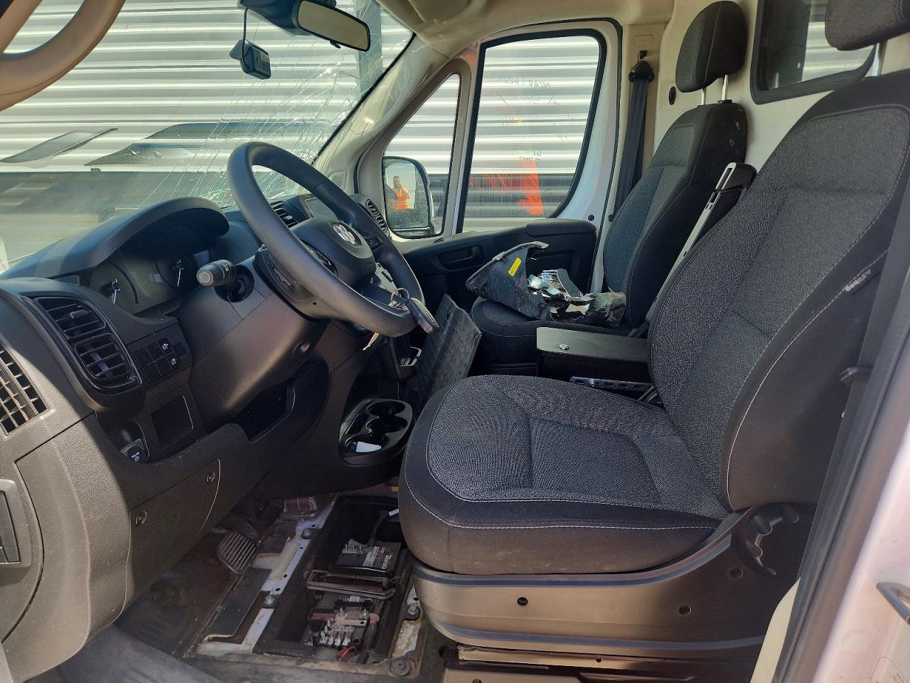 RAM PROMASTER 2500 2022 — 8