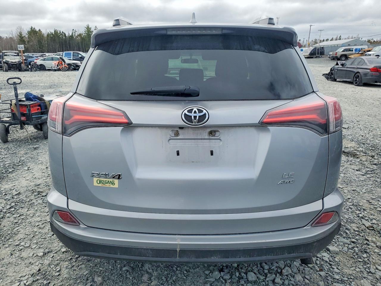 TOYOTA RAV4 2016 — 7