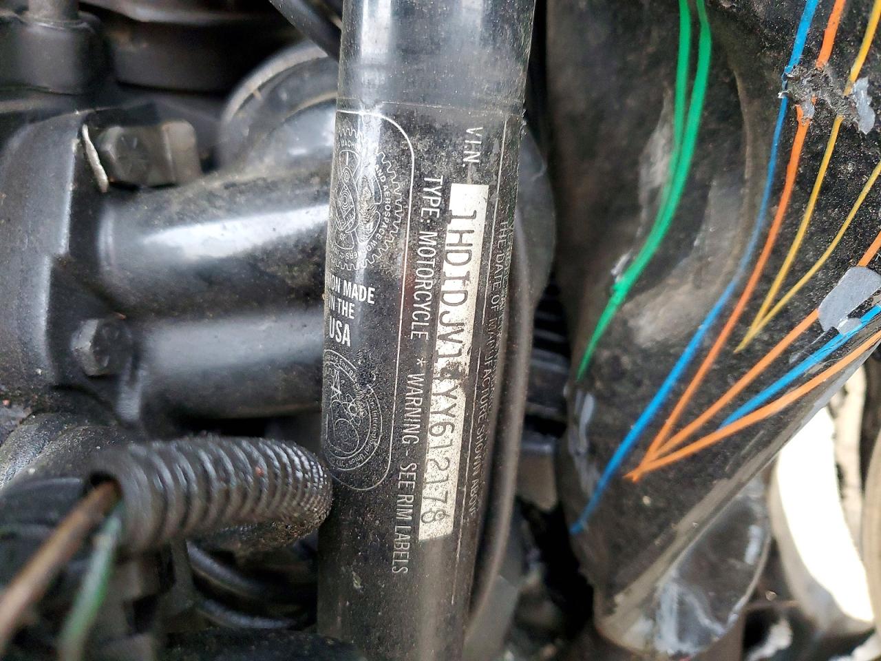 HARLEY DAVIDSON FLH 2000 — 9
