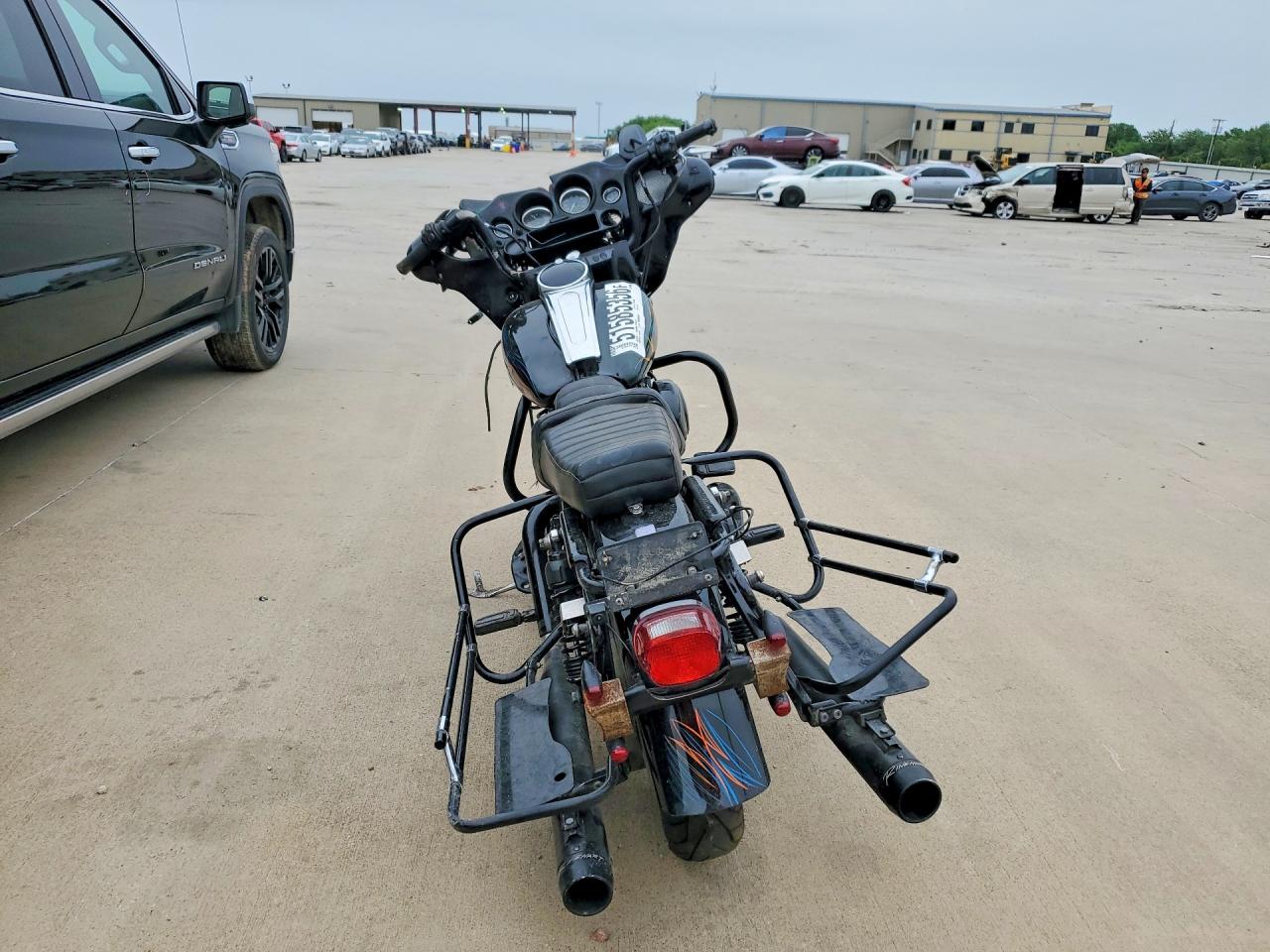 HARLEY DAVIDSON FLH 2000 — 5