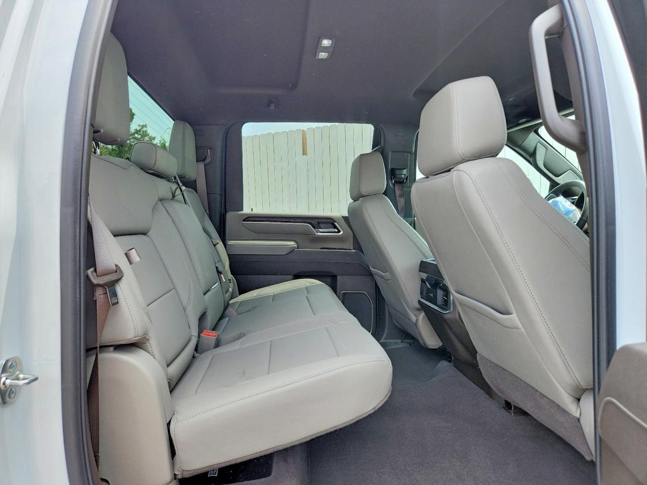 GMC SIERRA 2025 — 11