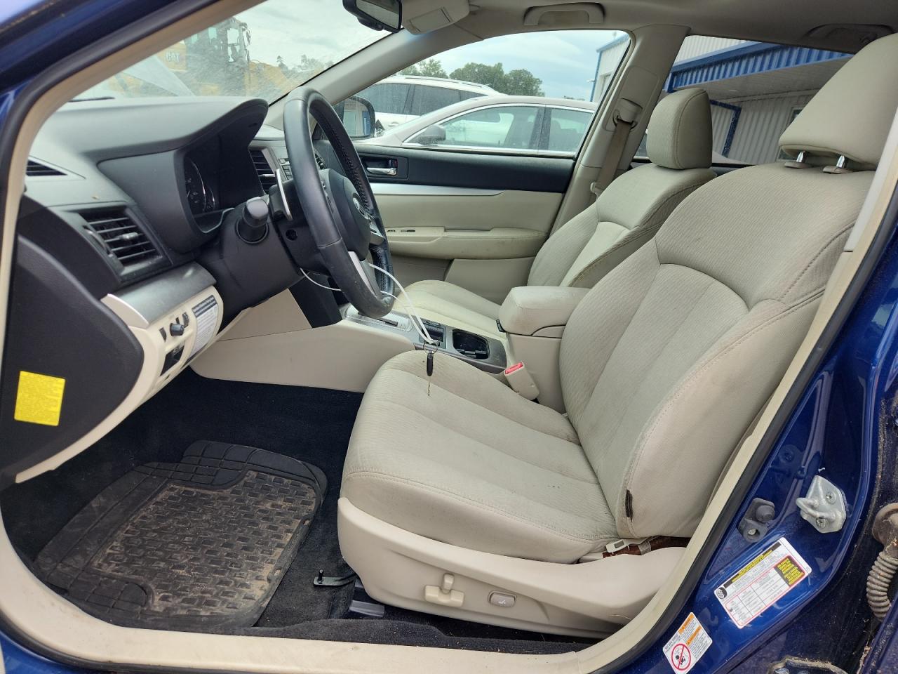 SUBARU OUTBACK 2010 — 8