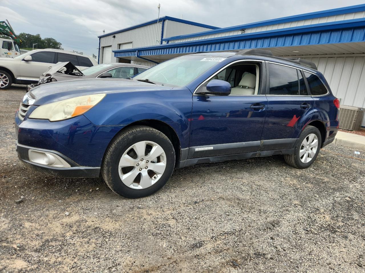 SUBARU OUTBACK 2010 — 2