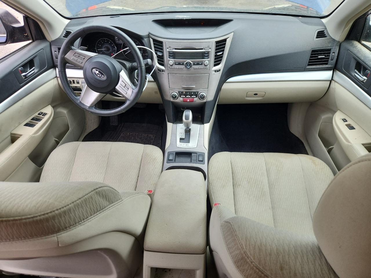 SUBARU OUTBACK 2010 — 9