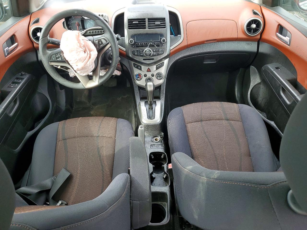 CHEVROLET SONIC 2013 — 9